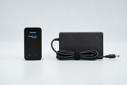 OV-S65W Cargador para Laptop GaN 65W OvalTech · USB-C y USB-A · Incluye dos cables
