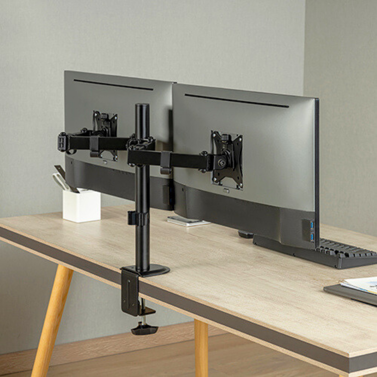 OVM-D1332 Soporte DUAL de Brazo para Monitor LCD de 13 a 32 (Resistencia 8kgs) Marca Ovaltech - Tecnología AltérCo